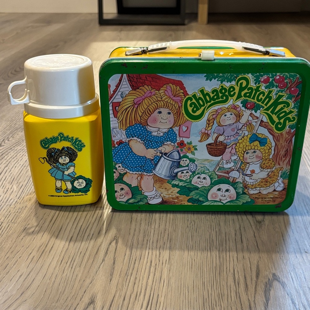 VINTAGE 1983 Cabbage Patch Kids Tin Lunch Box with Thermos